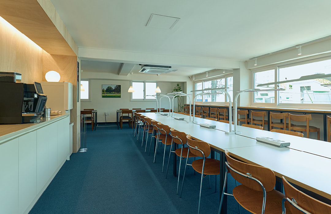 시그니처 라운지형 인테리어